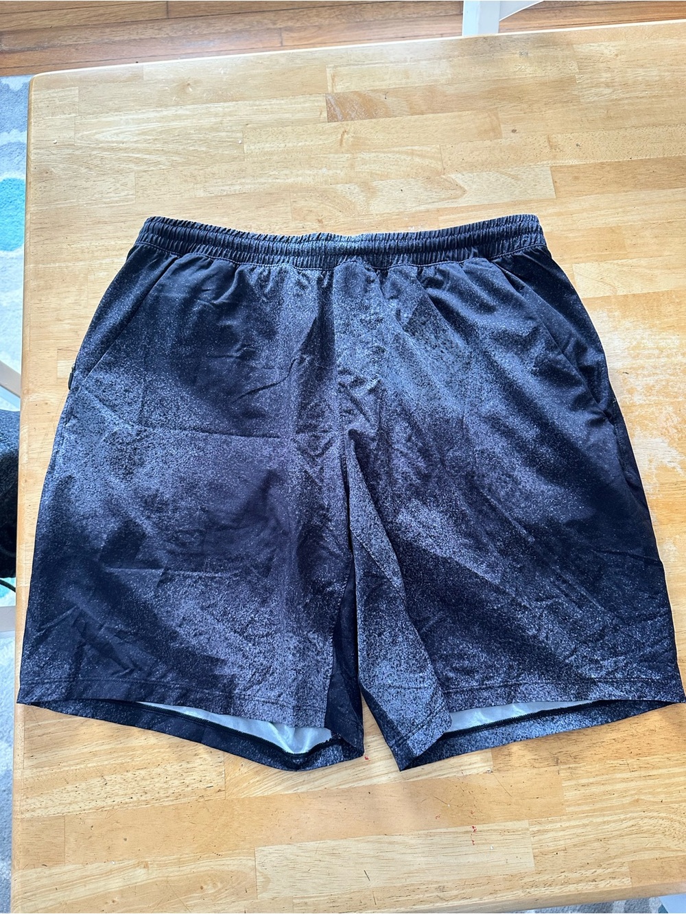 Lululemon men’s shorts XL